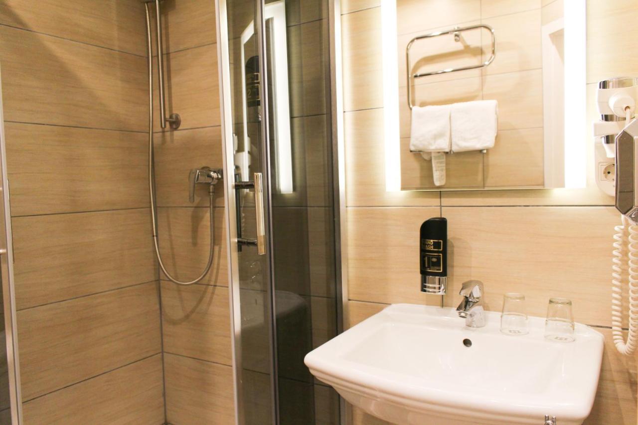 Private Comfort Stephansplatz - Self Check In Вена Экстерьер фото